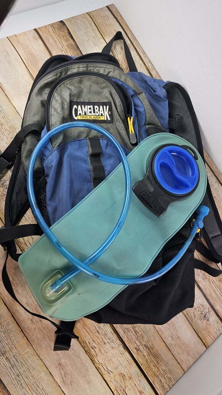 CamelBak Trail Blazer Hydration Pack W/ 2 L Bladder